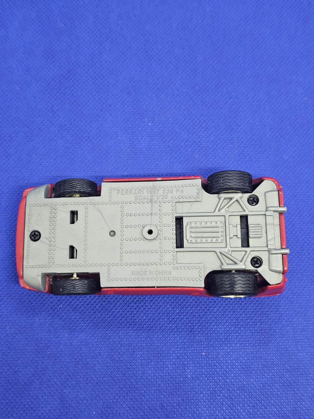 Ferrari 330 P4 1967 Numéro 3 138 Friction Portes Ouvrantes Miniature Vintage2