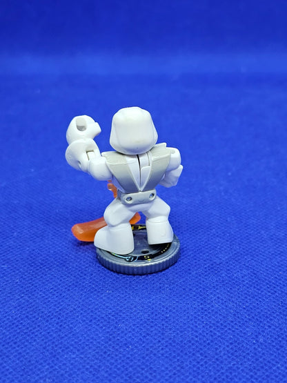 White Wraith Epic Akedo Série 1 Moose Toys 2021 Figurine Complète1