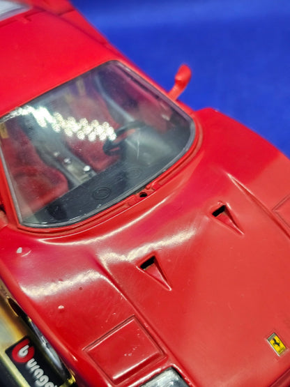 Ferrari F40 1987 Bburago 124 Miniature Rouge Avec Socle Sans Essuie Glace1