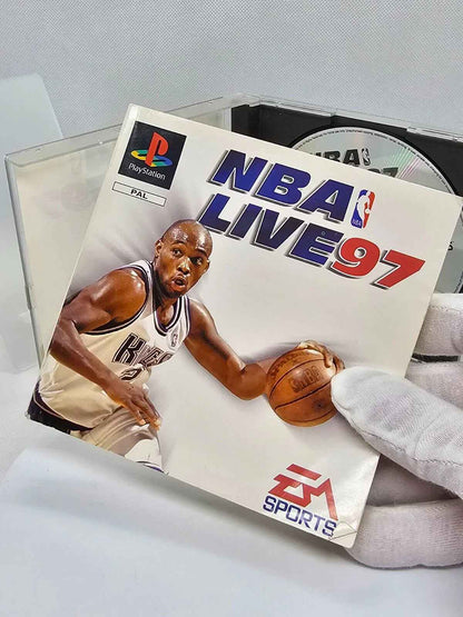 NBA Live 97 - PlayStation 1 - EA Sports - 1996