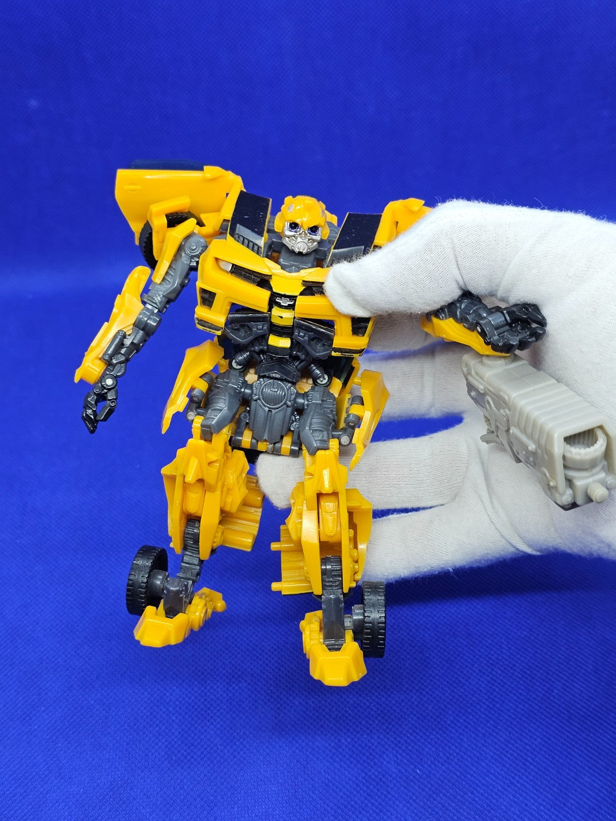 Bumblebee Transformers Hasbro Tomy Figurine Transformable + Arme1
