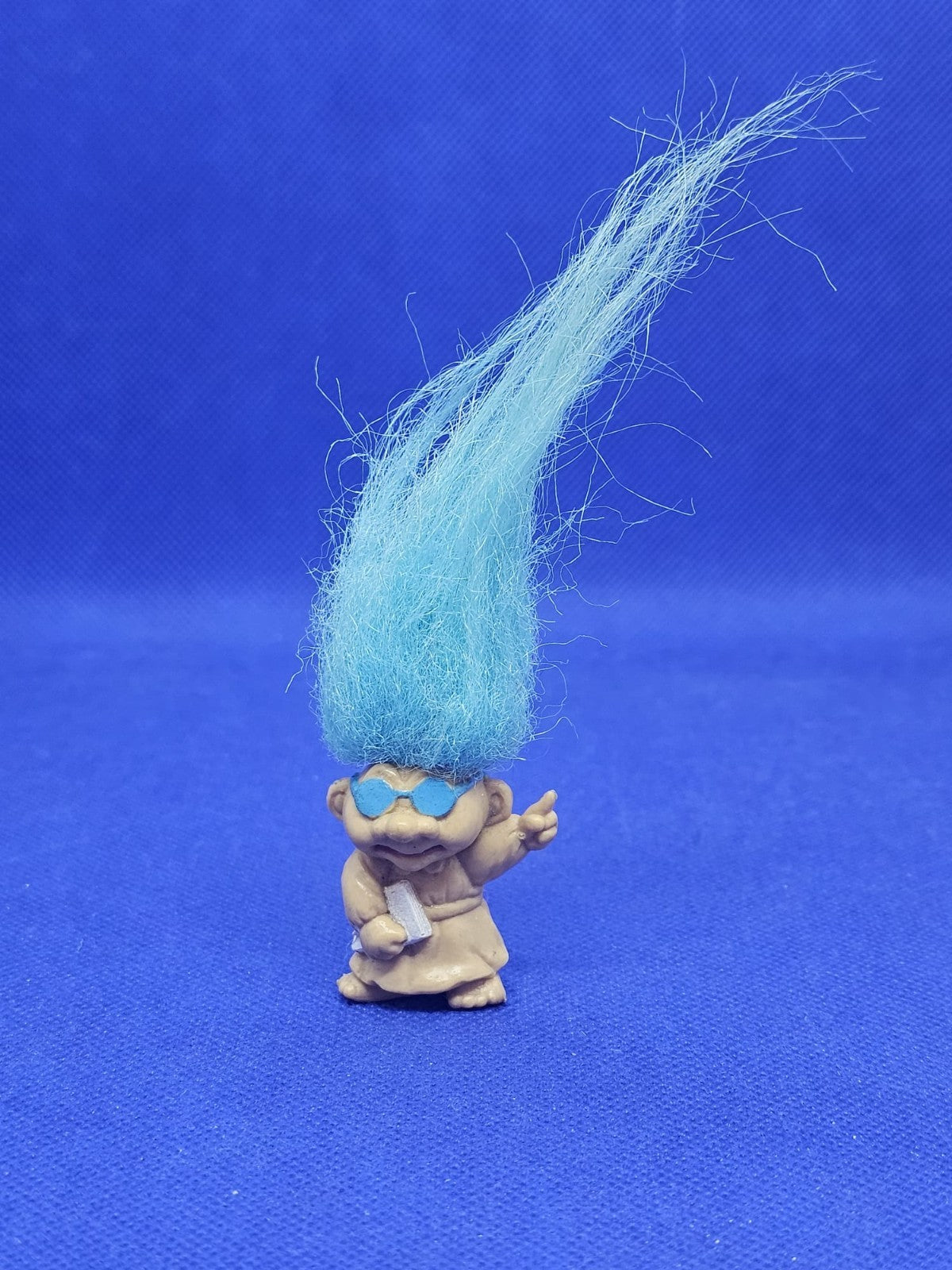 Russ Troll Collector cheveux bleus lunettes livre miniature vintage 1990s0