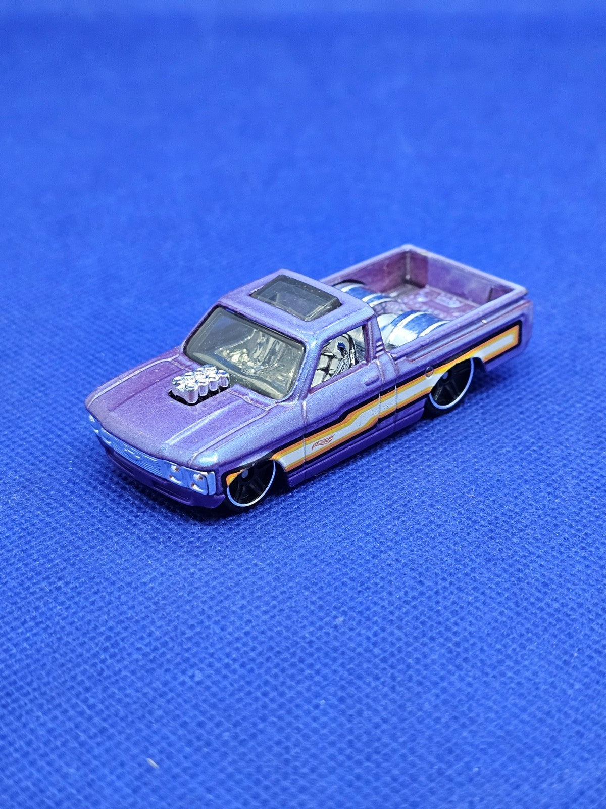 Custom 72 Chevy LUV Hot Wheels Premium Power Trip 35 2020 violet 1640
