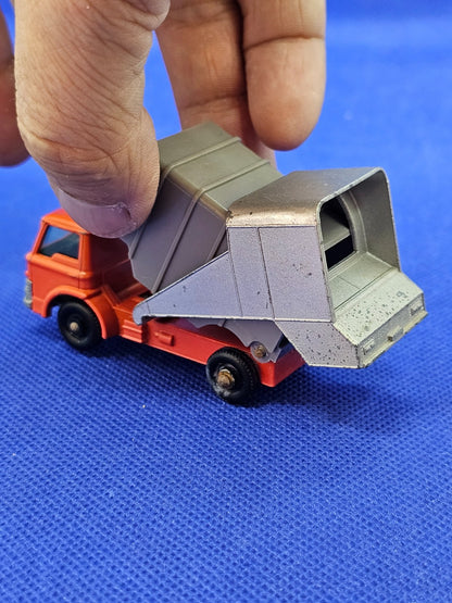 Matchbox Refuse Truck No 7 Lesney Made in England Vintage2