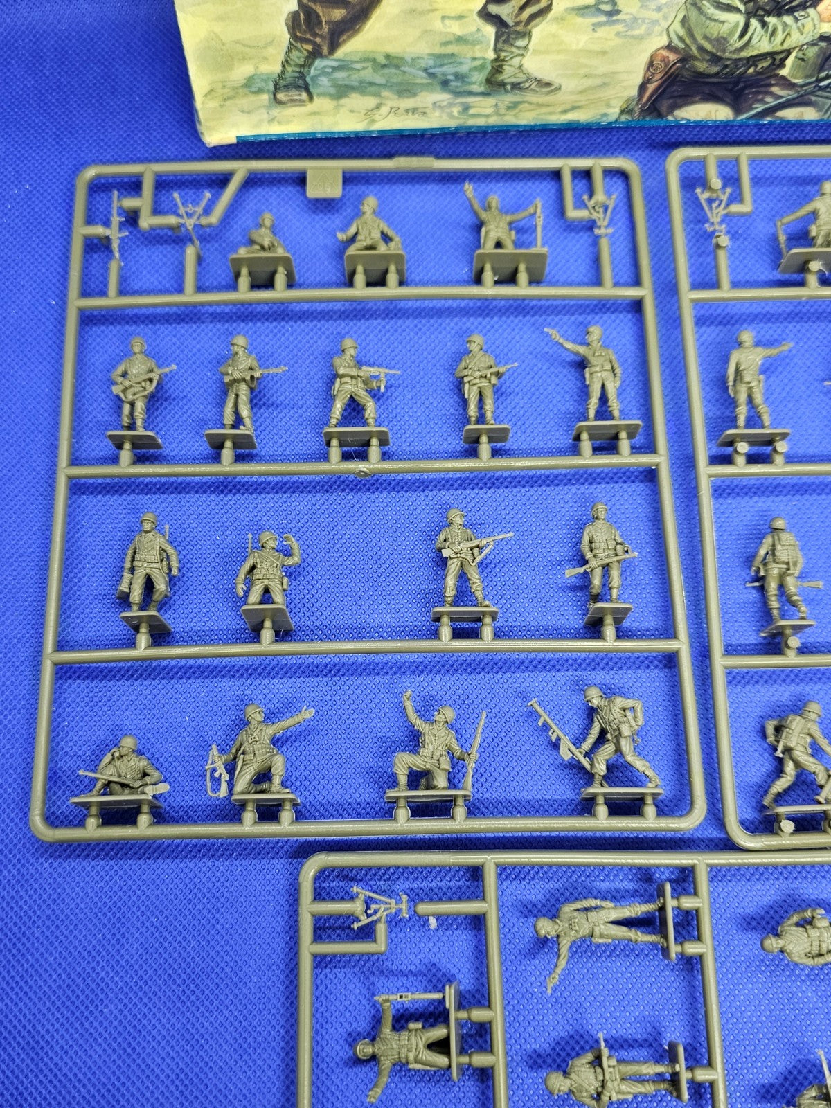 Italeri U.S. Infantry WWII 6120 48 Soldats Américains 172 2008 #33