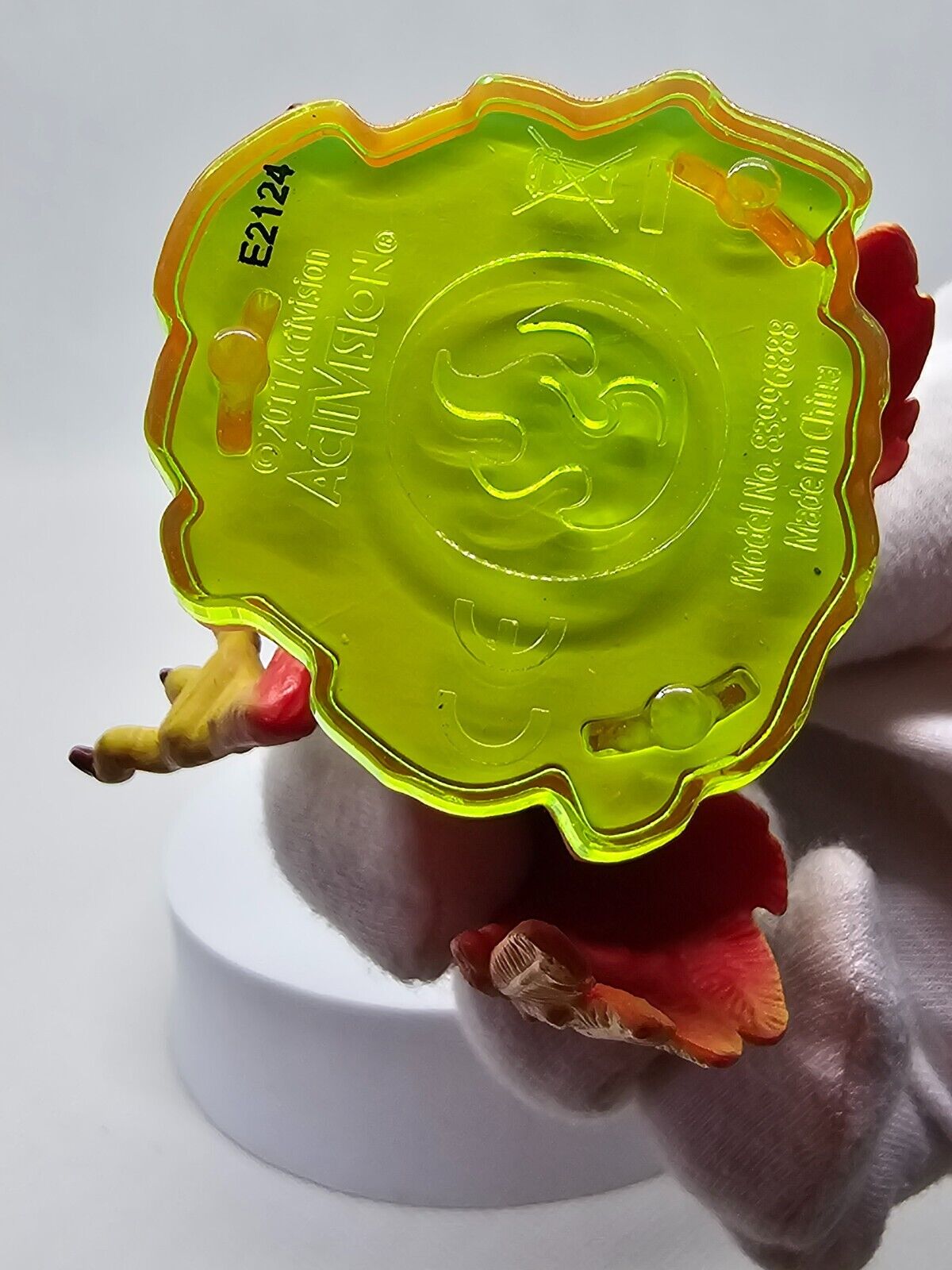 6425607