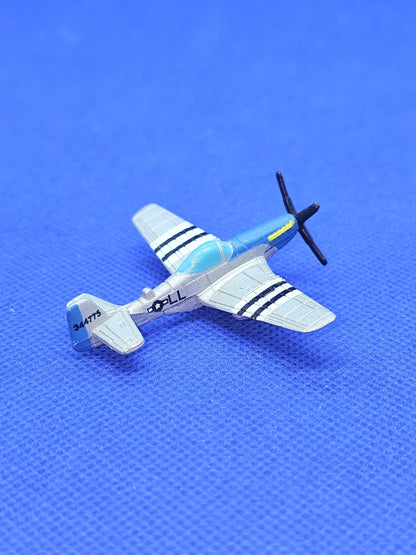 Micro Machines P-51 Mustang avion militaire Galoob argenté bleu vintage1