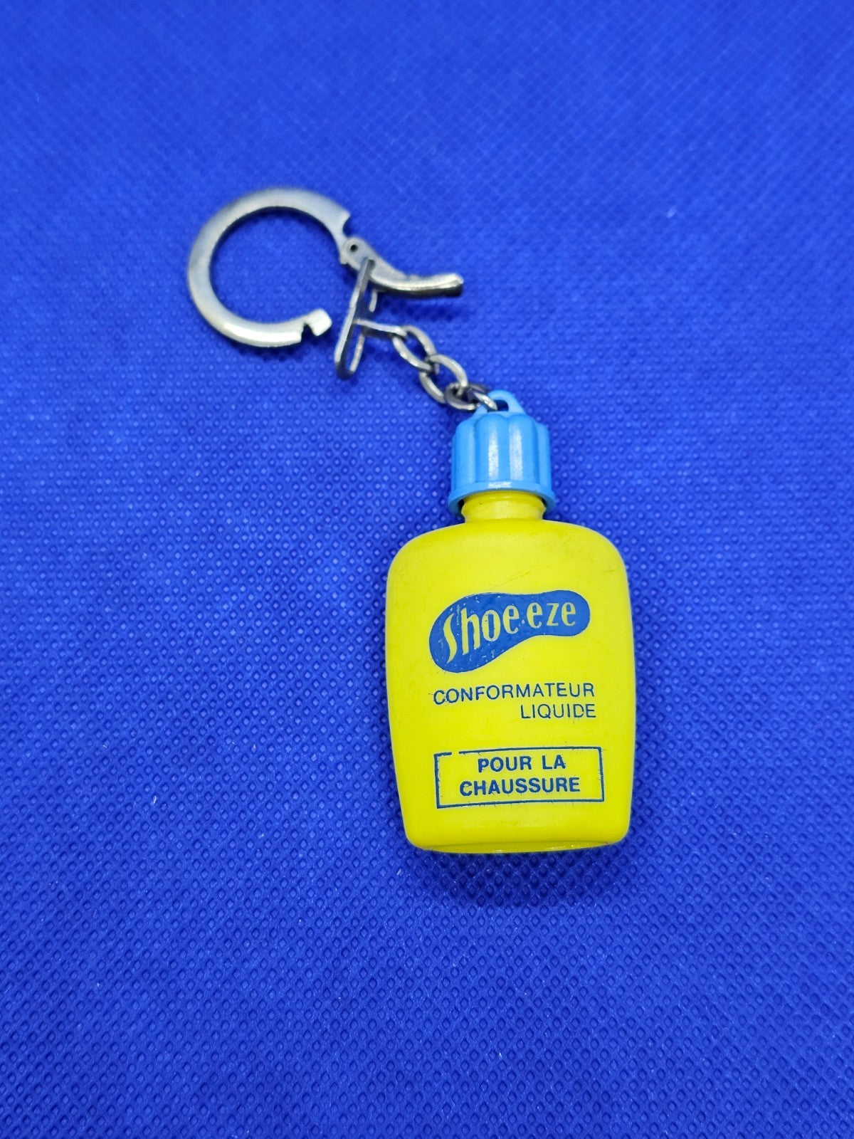Porte-clés Publicitaire Vintage Shoe-eze Mini Flacon Conformateur Liquide – Anné0
