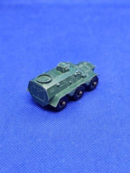 Saracen Personnel Carrier n° 54A Matchbox Lesney militaire canon cassé 6 cm1