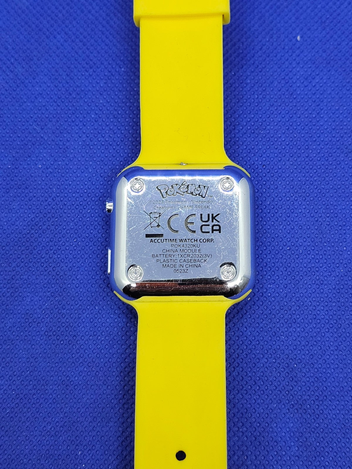 Montre LED Pokémon Pikachu Accutime 2023 Enfant Jaune Fonctionnelle2