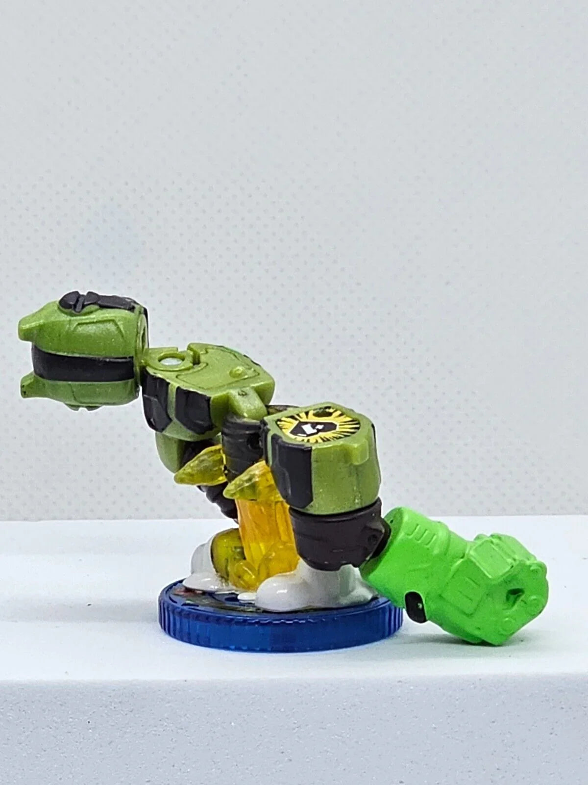 1049